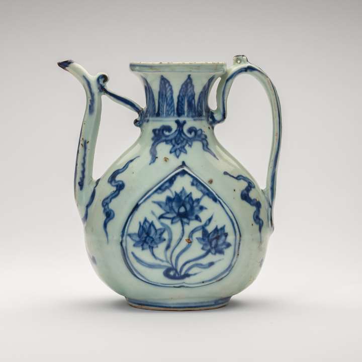 A Chinese Blue and White Ewer made for the Islamic market